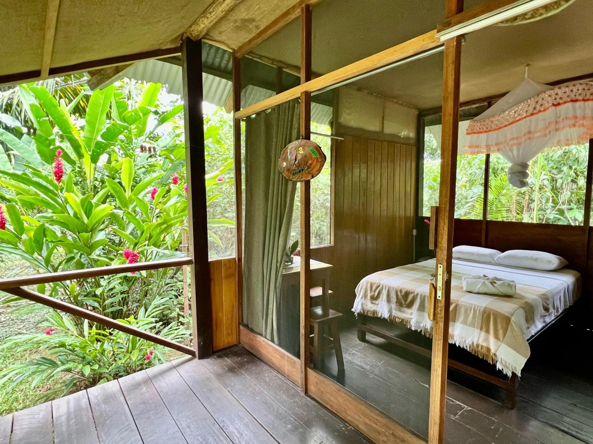 Tronco Tambopata Adventure Hotel Puerto Maldonado Exterior photo
