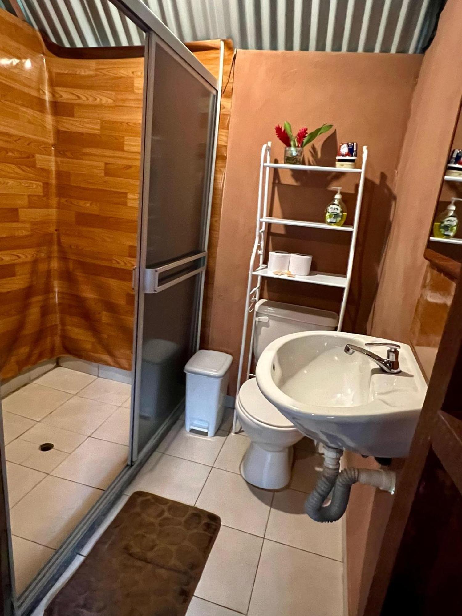 Tronco Tambopata Adventure Hotel Puerto Maldonado Exterior photo